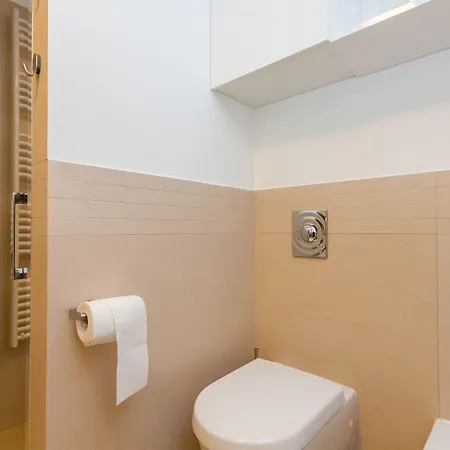 Lux By Locap Group Apartment